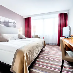Leonardo Hotel